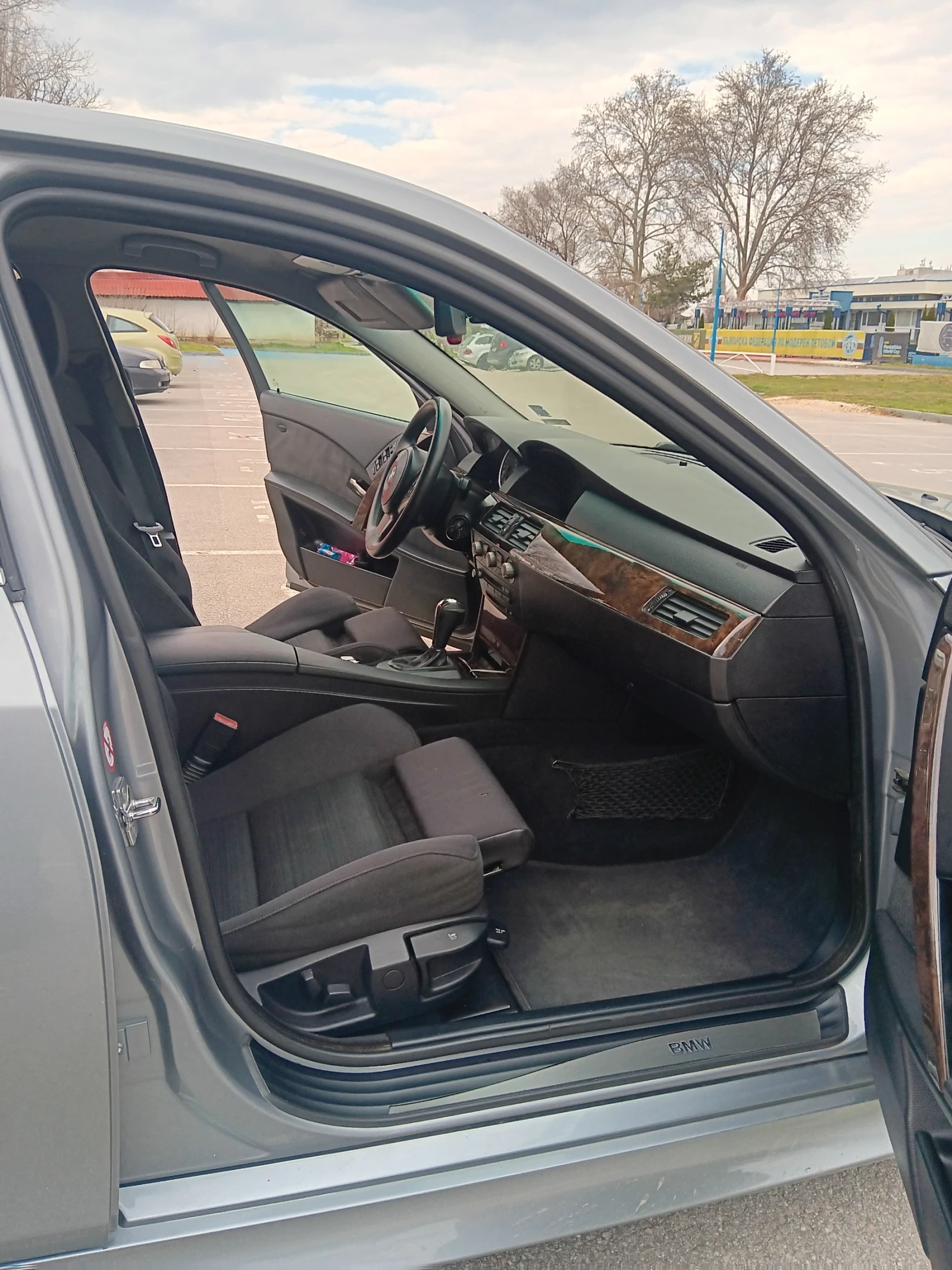 BMW 530, снимка 8 - Автомобили и джипове - 54110553