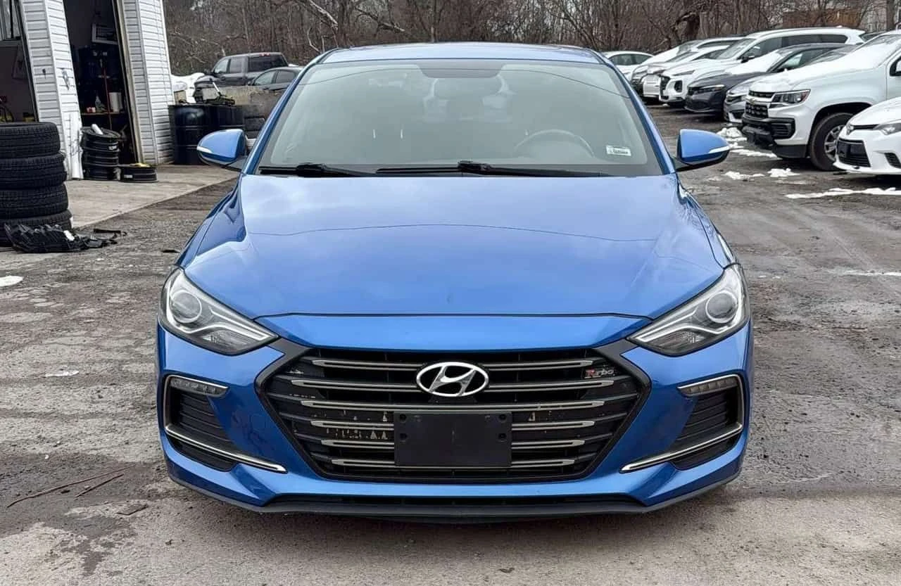 Hyundai Elantra * Sport * CARFAX * ЦЕНА ДО БГ, снимка 2 - Автомобили и джипове - 54595774