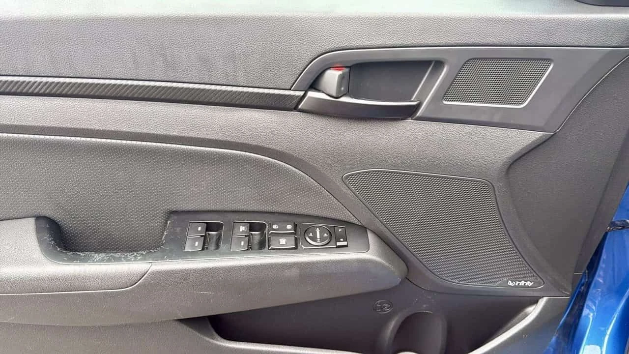 Hyundai Elantra * Sport * CARFAX * ЦЕНА ДО БГ, снимка 10 - Автомобили и джипове - 54595774