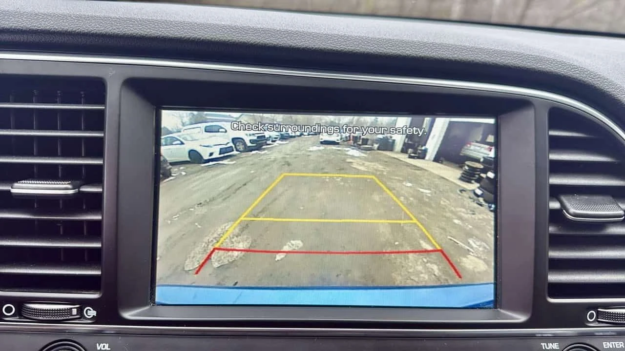 Hyundai Elantra * Sport * CARFAX * ЦЕНА ДО БГ, снимка 13 - Автомобили и джипове - 54595774