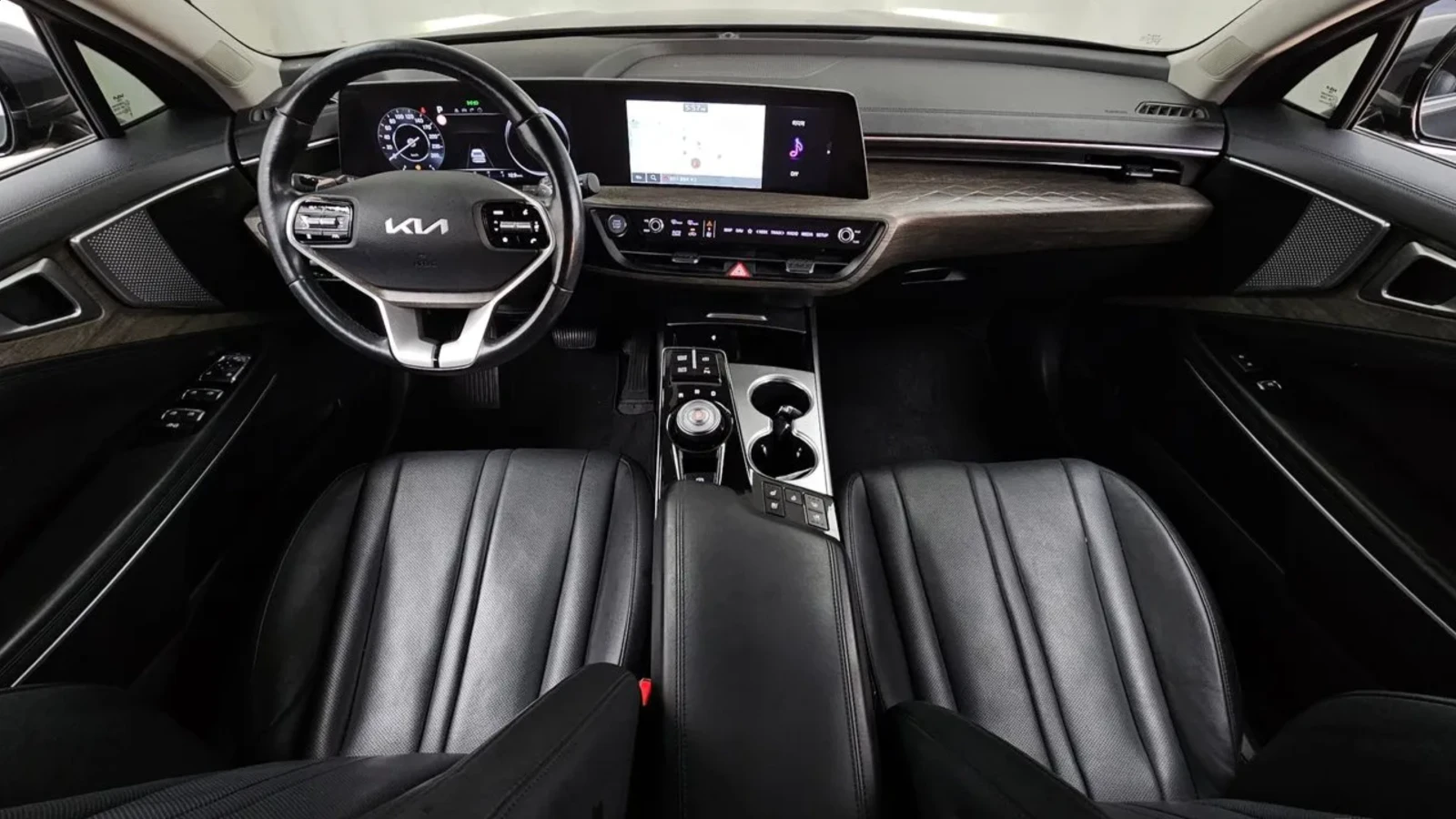 Kia K8 ПОДГРЕВ | ОБДУХВАНЕ | 360 КАМЕРИ, снимка 9 - Автомобили и джипове - 54644101