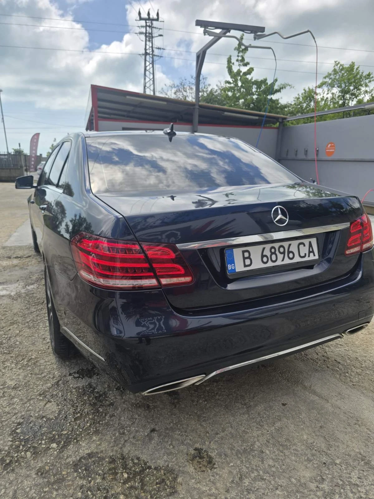 Mercedes-Benz E 200, снимка 9 - Автомобили и джипове - 54704546