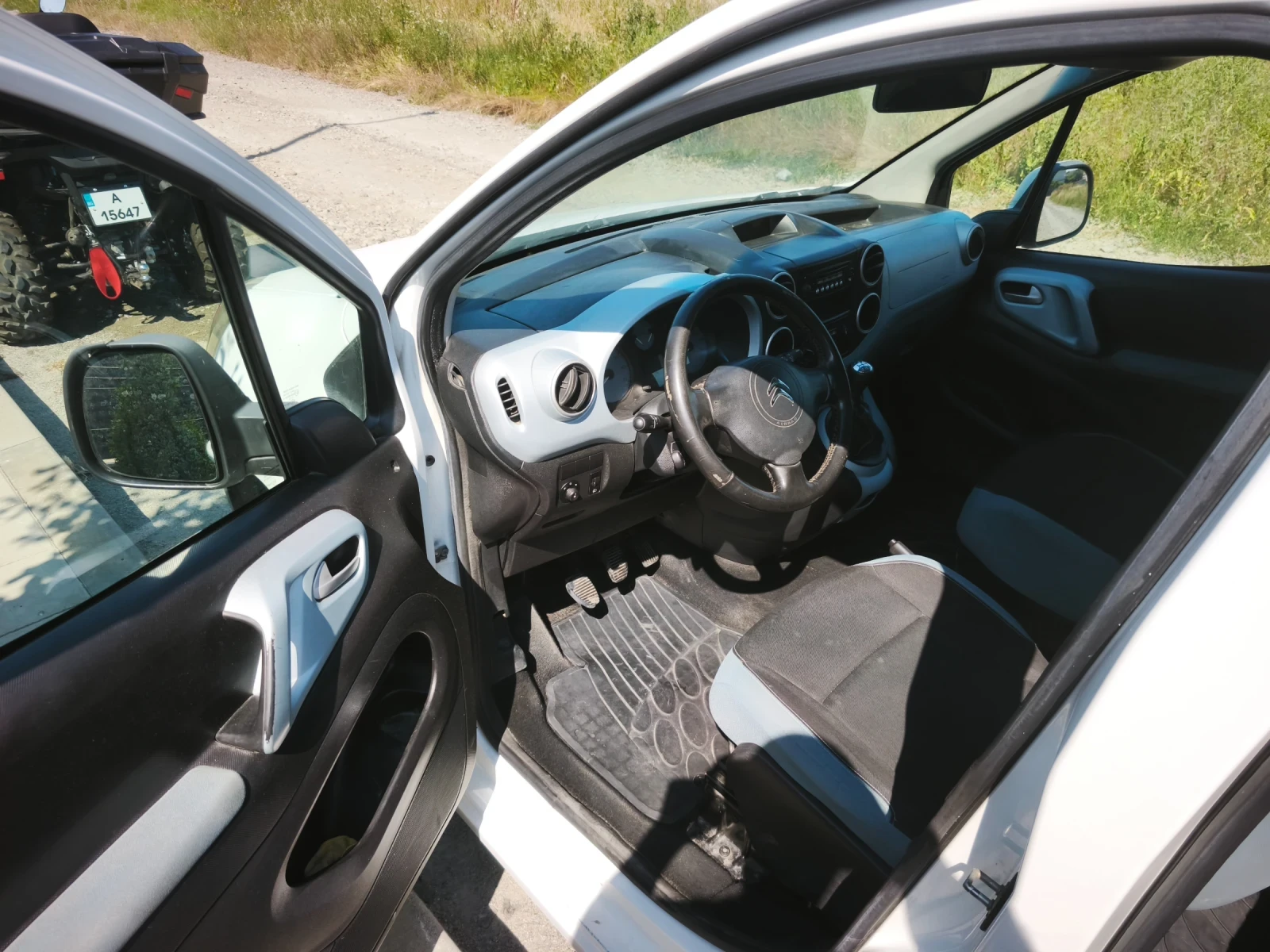 Citroen Berlingo, снимка 8 - Автомобили и джипове - 54992602