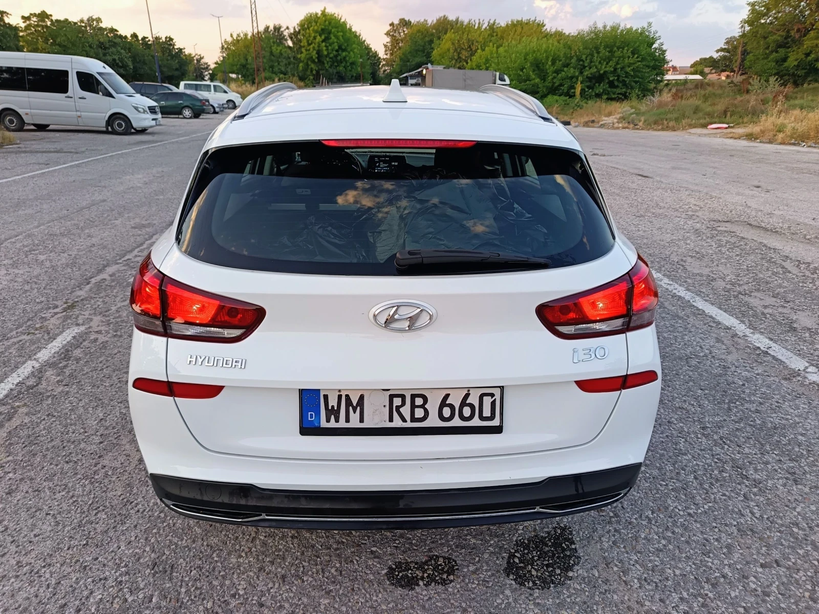 Hyundai I30 1.6. 116 кс. , снимка 10 - Автомобили и джипове - 55105675
