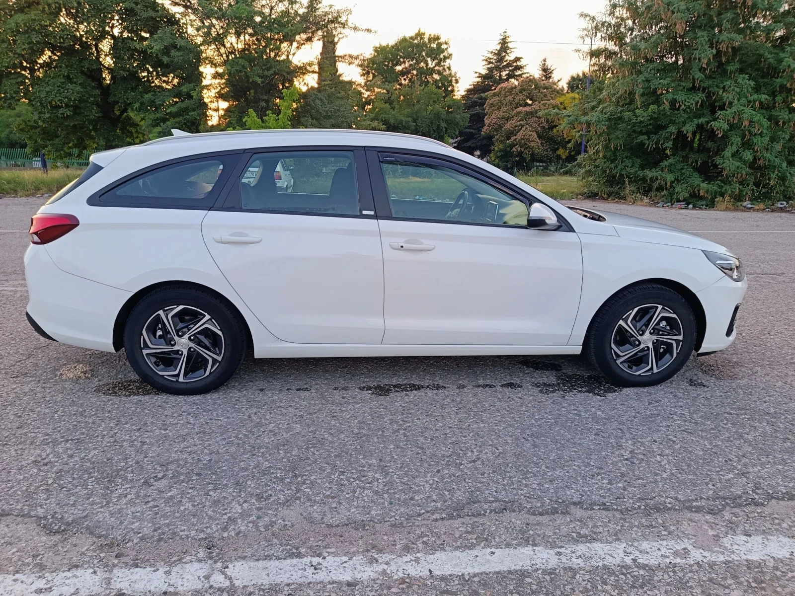 Hyundai I30 1.6. 116 кс. , снимка 7 - Автомобили и джипове - 55105675
