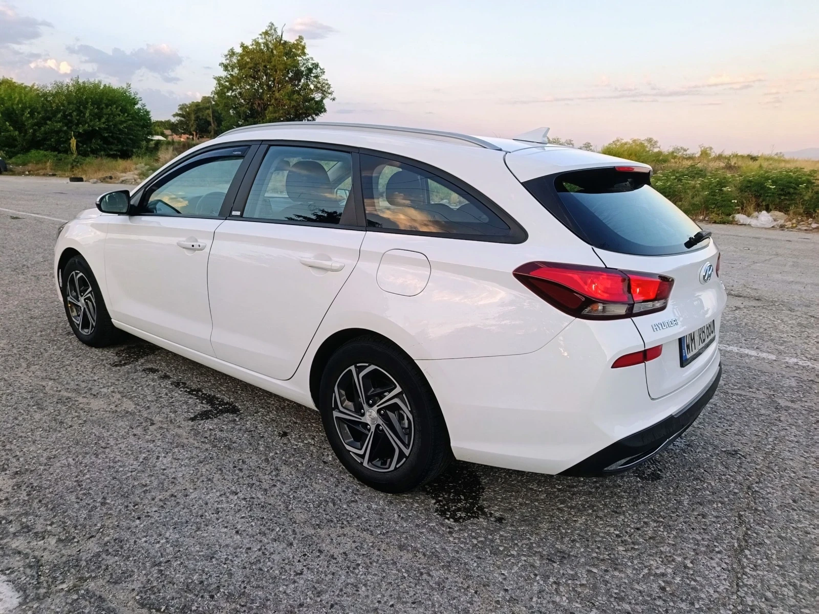 Hyundai I30 1.6. 116 кс. , снимка 8 - Автомобили и джипове - 55105675