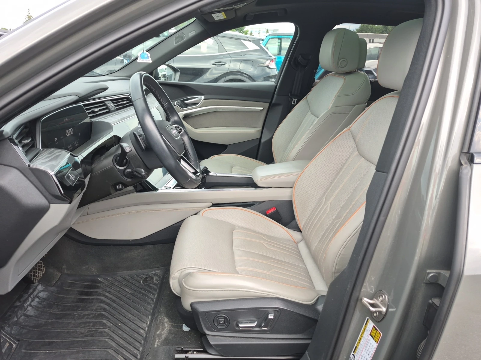 Audi E-Tron CHRONOS, снимка 8 - Автомобили и джипове - 55307764