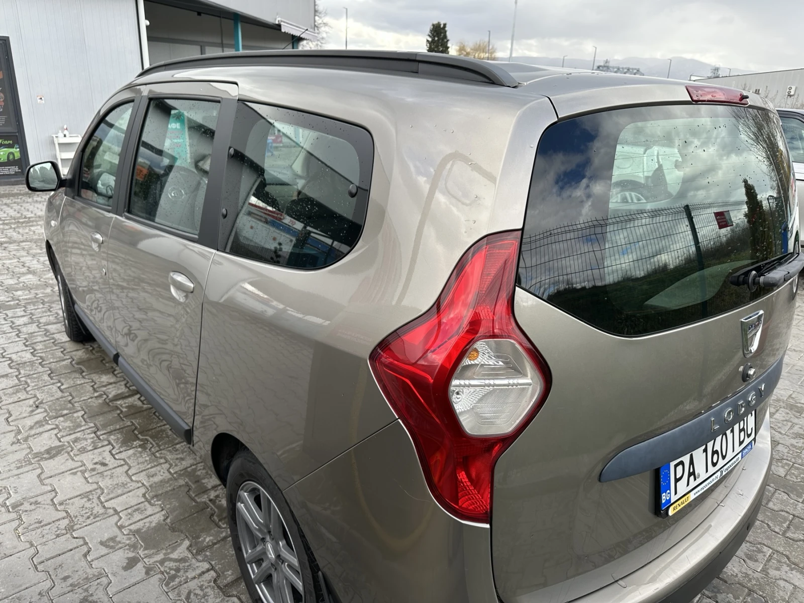 Dacia Lodgy 1.2 TCE-проблем в 4-ти цилиндър, снимка 4 - Автомобили и джипове - 55555266