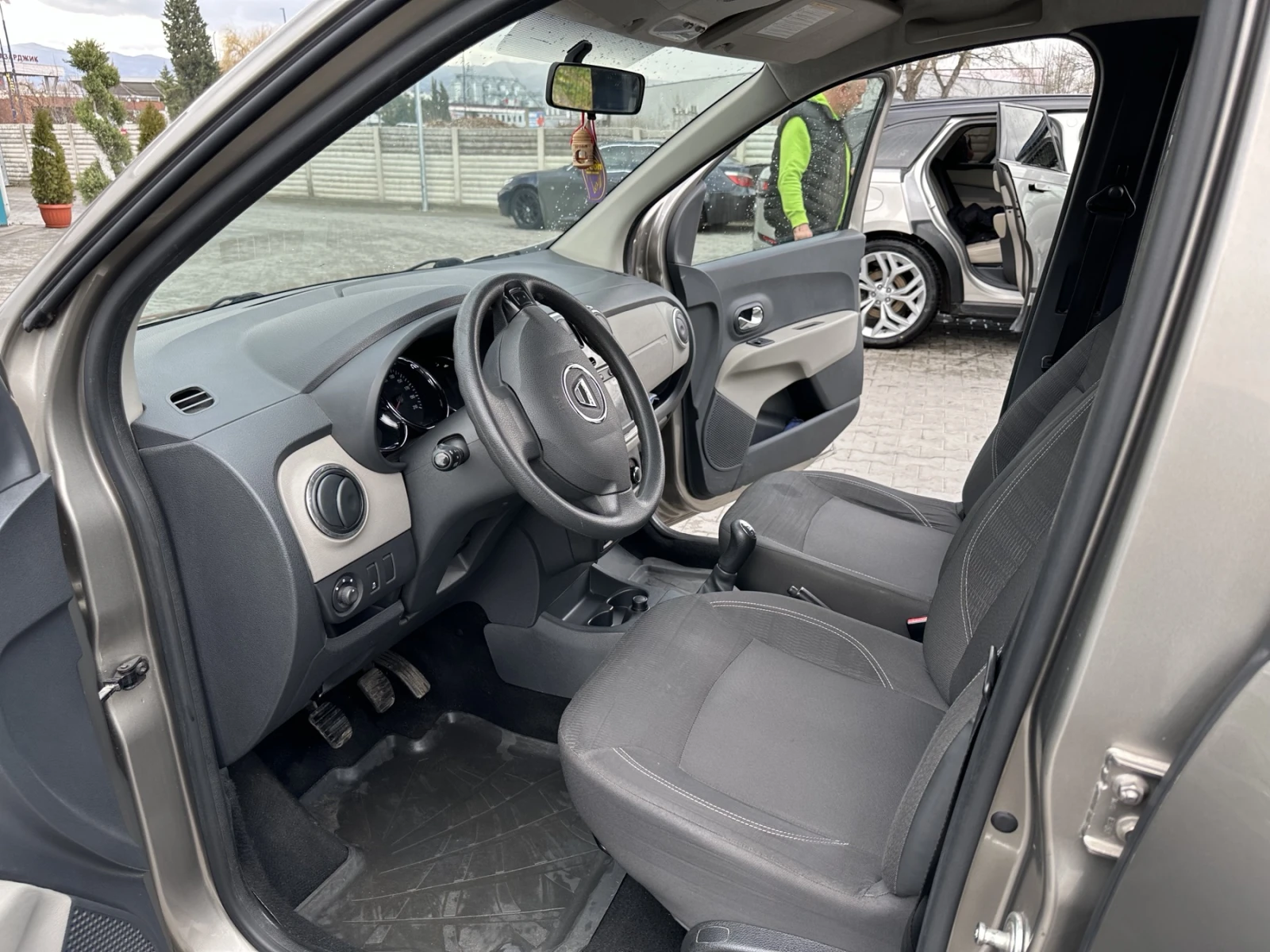 Dacia Lodgy 1.2 TCE-проблем в 4-ти цилиндър, снимка 6 - Автомобили и джипове - 55555266
