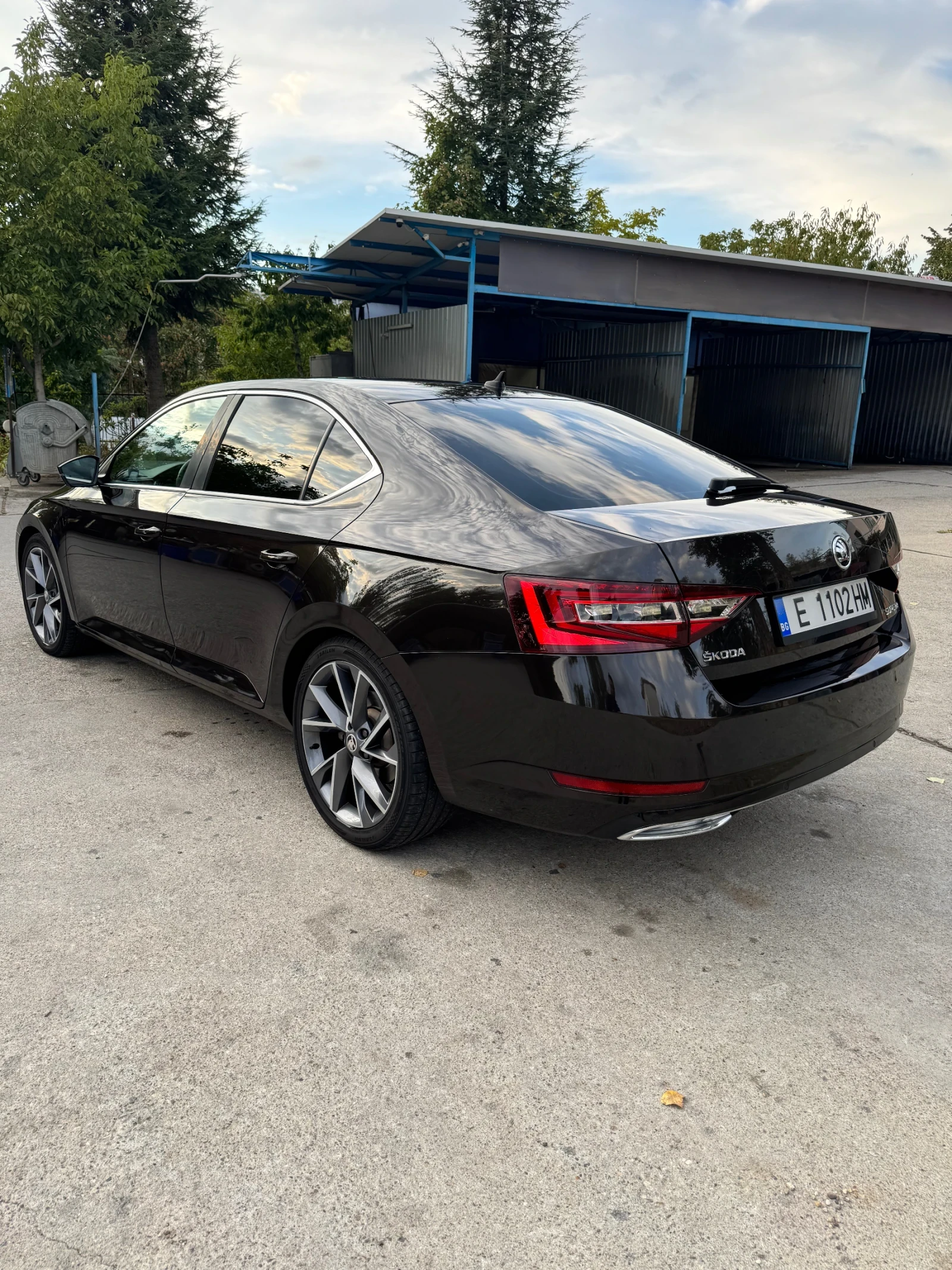 Skoda Superb 2.0 TDi, снимка 6 - Автомобили и джипове - 56481749