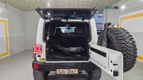 Jeep Wrangler SAHARA/ДИГИТАЛНО ТАБЛО/КАМЕРА/НАВИГАЦИЯ/, снимка 17