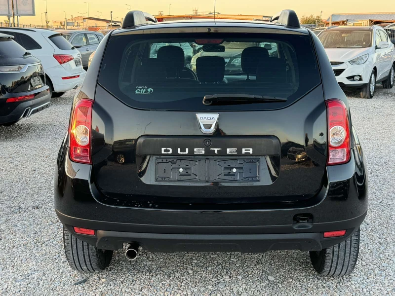 Dacia Duster 1.6I, снимка 5 - Автомобили и джипове - 47728419