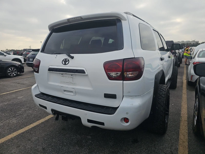 Toyota Sequoia PLATINUM* NAVI* 3-ТИ РЕД СЕДАЛКИ* ЗАДНА КАМЕРА, снимка 6 - Автомобили и джипове - 48402446