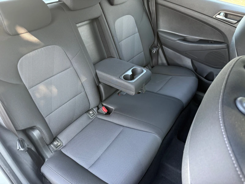 Hyundai Tucson FACELIFT 4х4 NAVI , AUT.  ШВЕЙЦАРИЯ, снимка 12 - Автомобили и джипове - 50706253