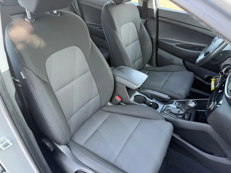 Hyundai Tucson FACELIFT 4х4 NAVI , AUT.  ШВЕЙЦАРИЯ, снимка 11 - Автомобили и джипове - 50706253