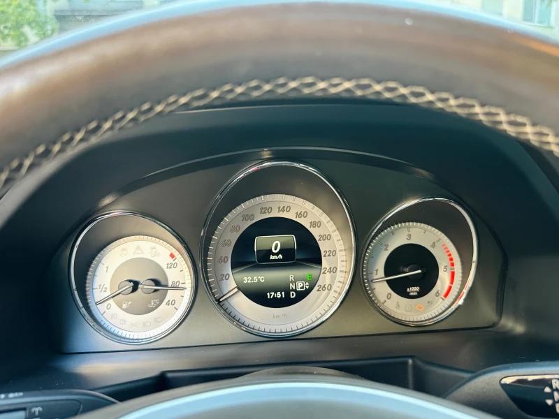 Mercedes-Benz GLK 250, AMG, снимка 9 - Автомобили и джипове - 52580546