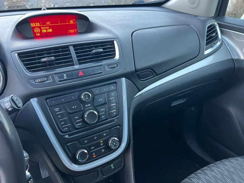 Opel Mokka 1.6i-116к.с./ EURO6B/ LPG/ Автопилот/ Старт-стоп, снимка 14 - Автомобили и джипове - 52226678