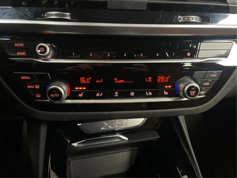 BMW X3 xDrive30i, снимка 11 - Автомобили и джипове - 53122109