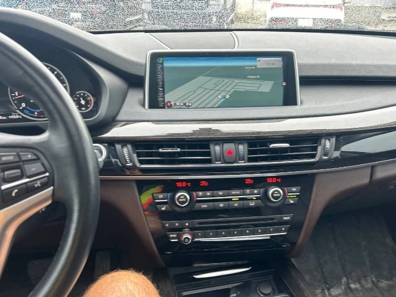 BMW X5 * xDrive35i * ДИГИТАЛНО * 2 КЛЮЧА * PANO, снимка 9 - Автомобили и джипове - 55920874
