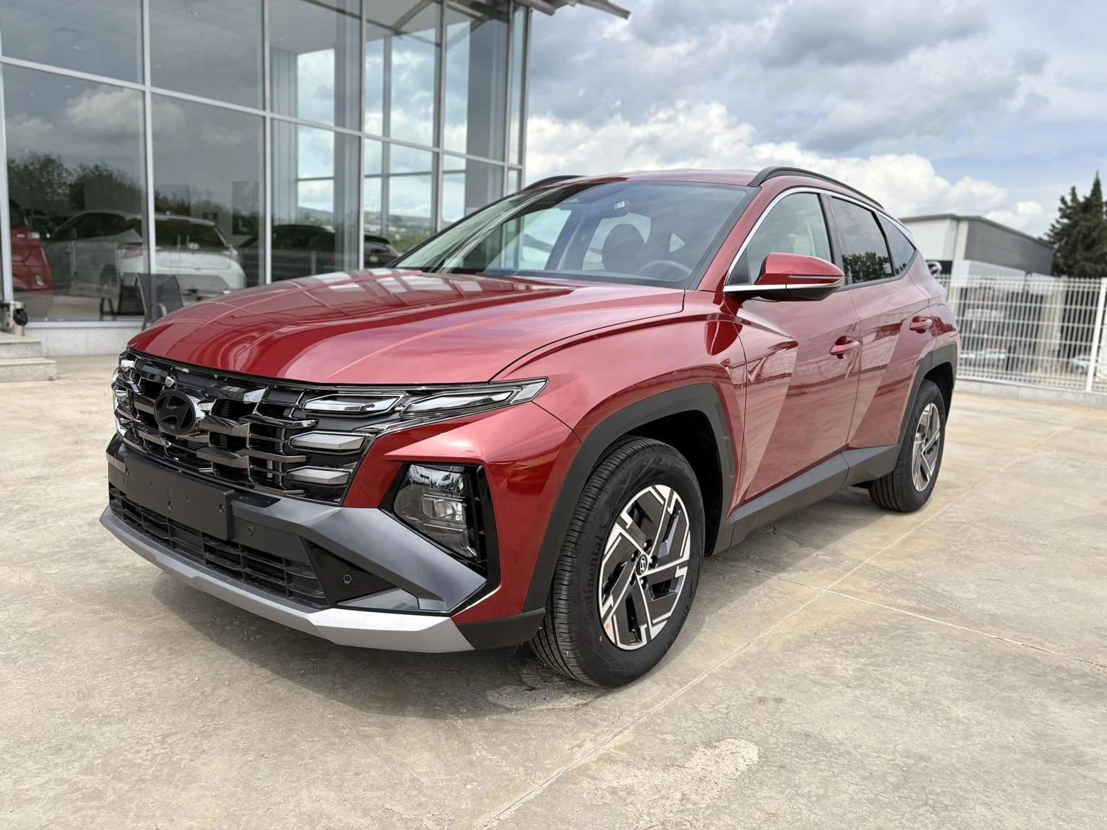 Hyundai Tucson MHEV FL Exclusive Dark Vision 160hp, снимка 1