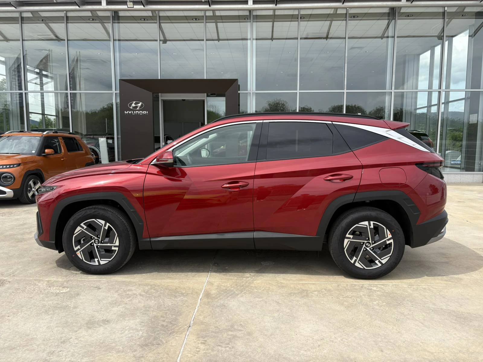 Hyundai Tucson NX4 FL Exclusive Dark Vision 1.6 T-GDI MHEV 7DCT/4 - изображение 7