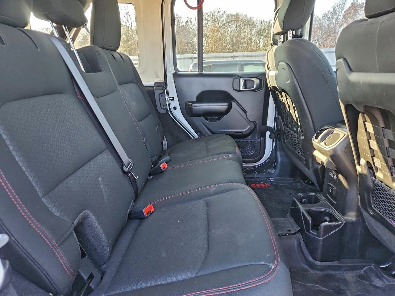 Jeep Wrangler UNLIMITED RUBICON - изображение 8