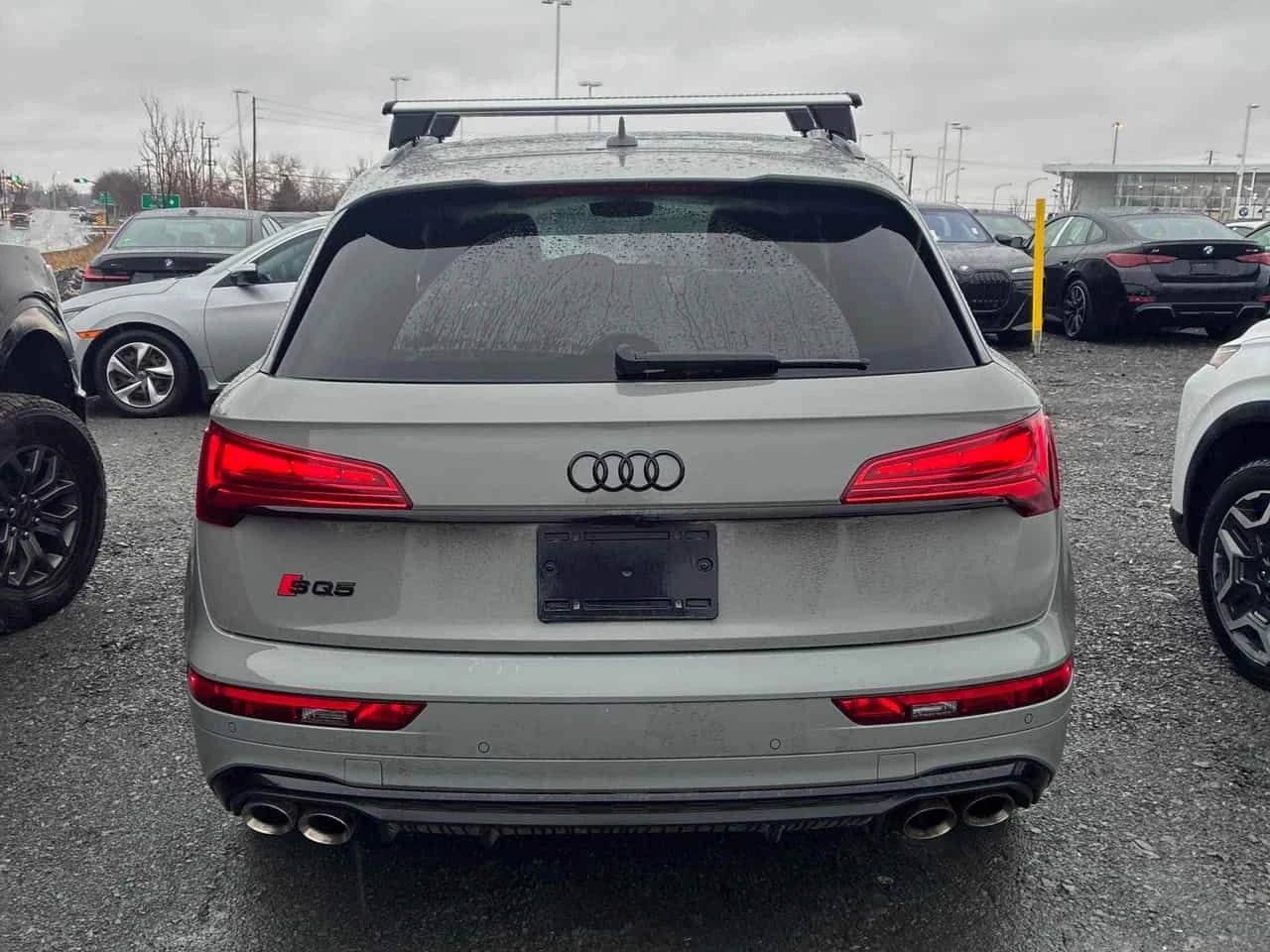 Audi SQ5 * Progressiv * MATRIX* DISTRONIC* B&O* + ГУМИ С ДЖ, снимка 4 - Автомобили и джипове - 54198022