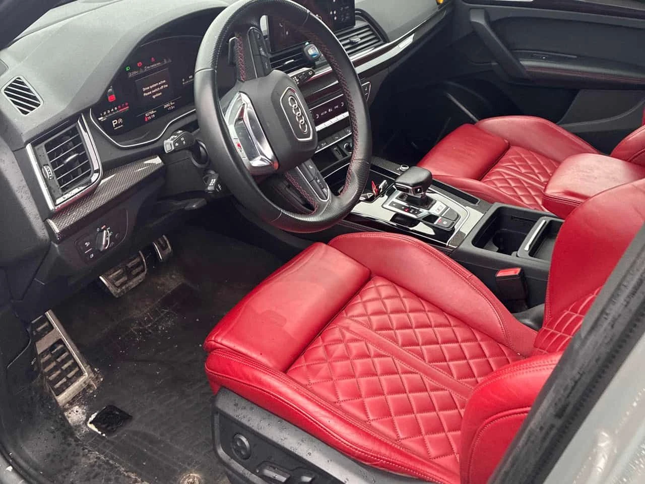 Audi SQ5 * Progressiv * MATRIX* DISTRONIC* B&O* + ГУМИ С ДЖ, снимка 5 - Автомобили и джипове - 54198022