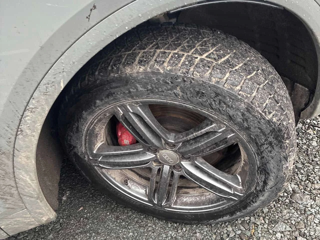 Audi SQ5 * Progressiv * MATRIX* DISTRONIC* B&O* + ГУМИ С ДЖ, снимка 7 - Автомобили и джипове - 54198022