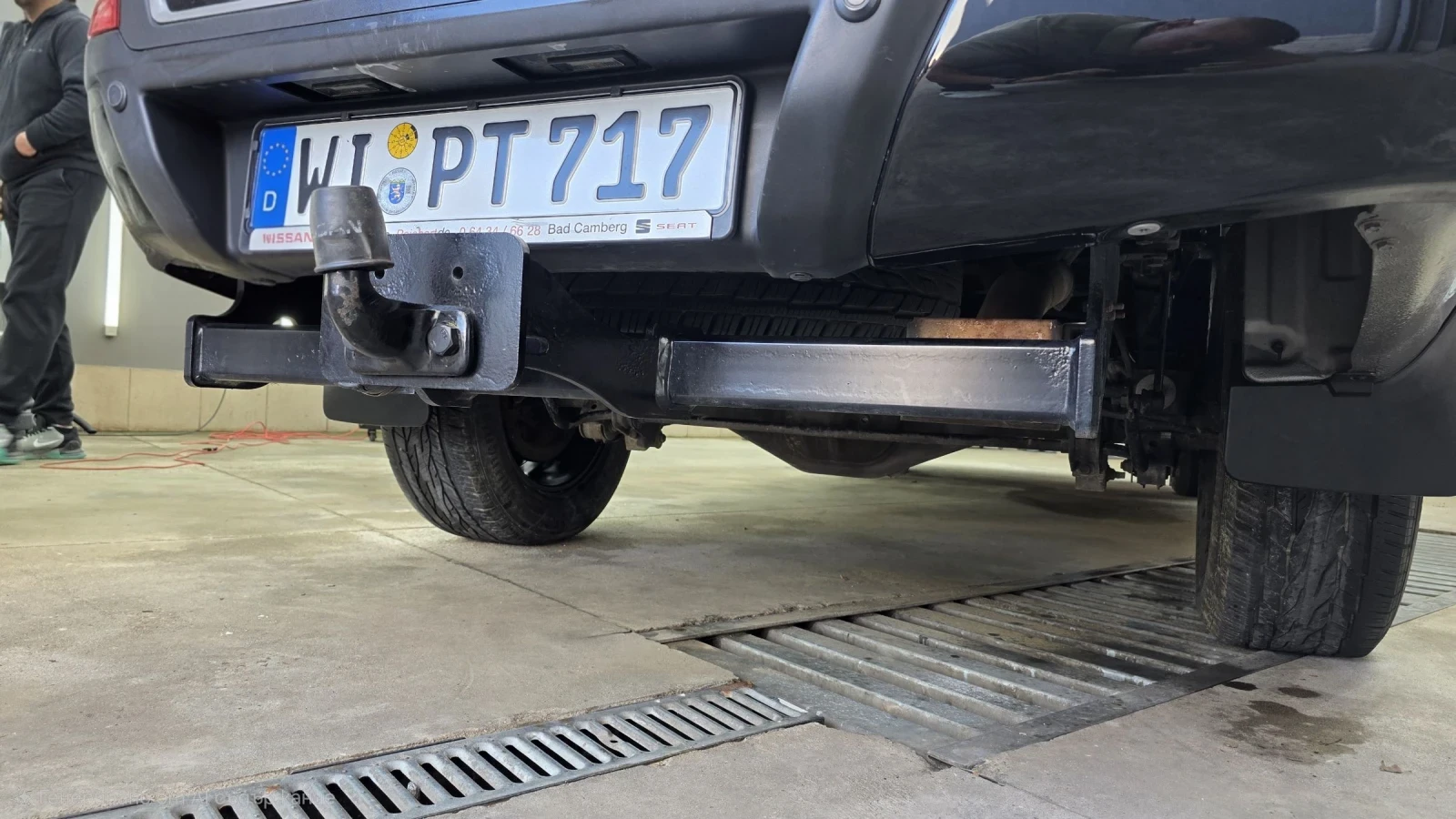 Nissan Navara, снимка 14 - Автомобили и джипове - 54338453