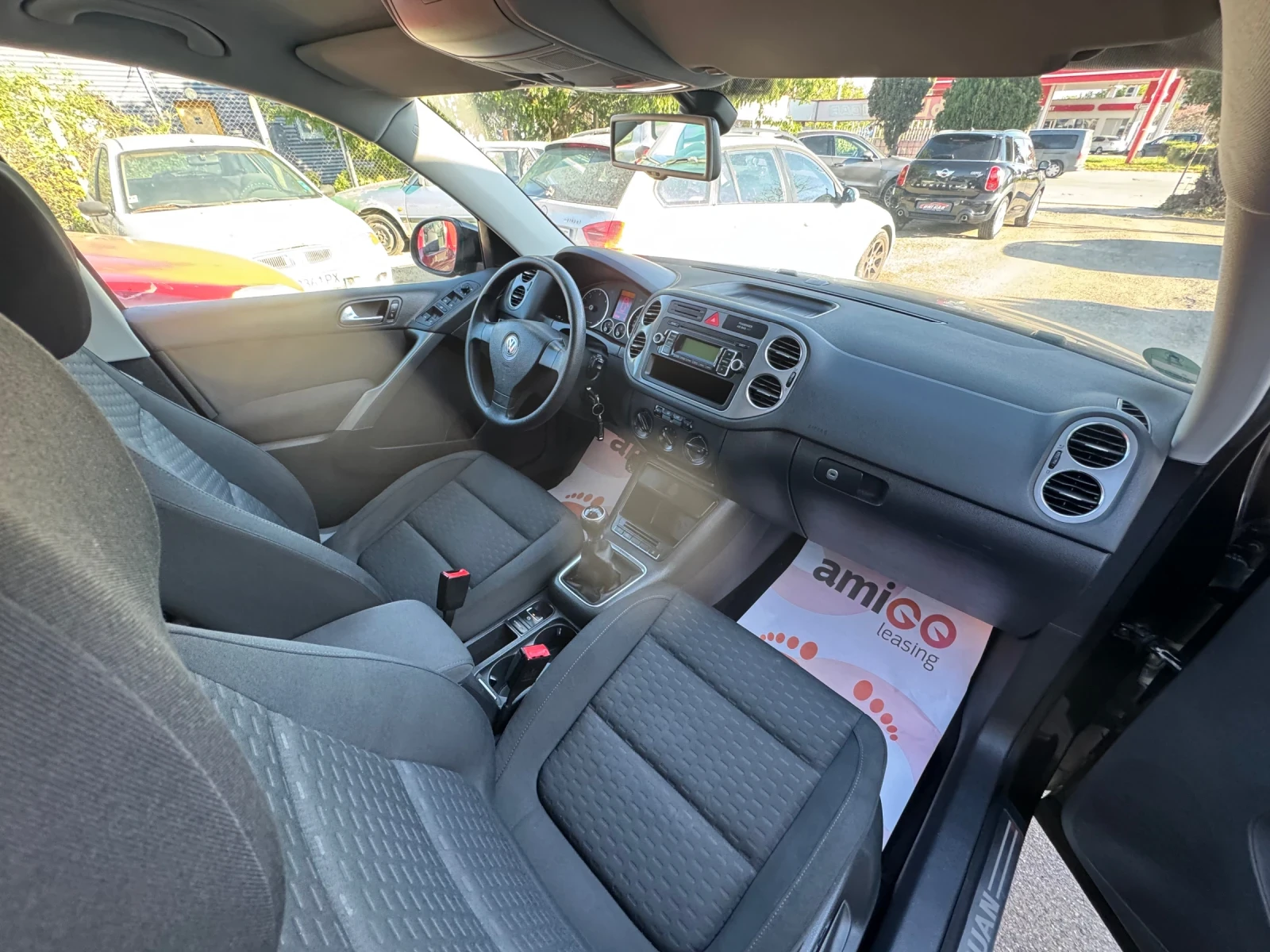 VW Tiguan 2.0TDI OFF-ROAD , снимка 13 - Автомобили и джипове - 54595225