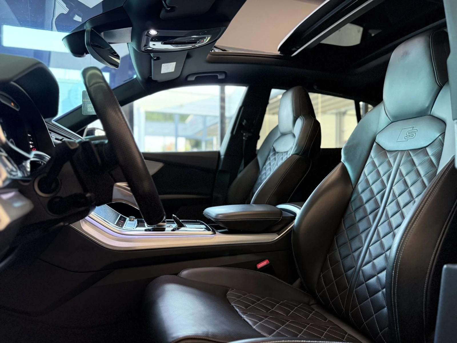Audi Q8 S-Line* B&O* Pano* Обдух* Лизинг, снимка 8 - Автомобили и джипове - 54818405