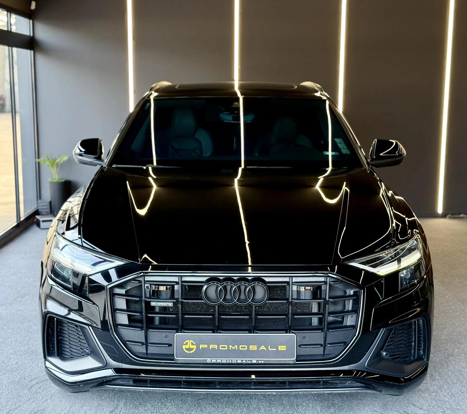 Audi Q8 S-Line* B&O* Pano* Обдух* Лизинг, снимка 2 - Автомобили и джипове - 54818405