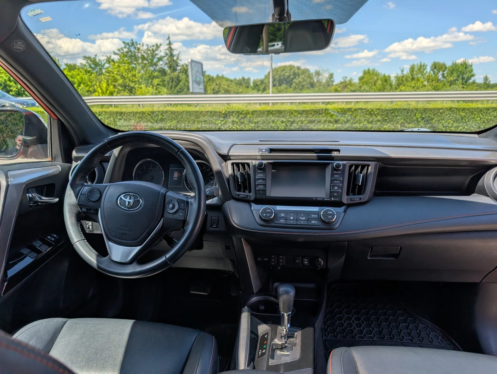 Toyota Rav4 Sport Edition , снимка 10 - Автомобили и джипове - 54902188