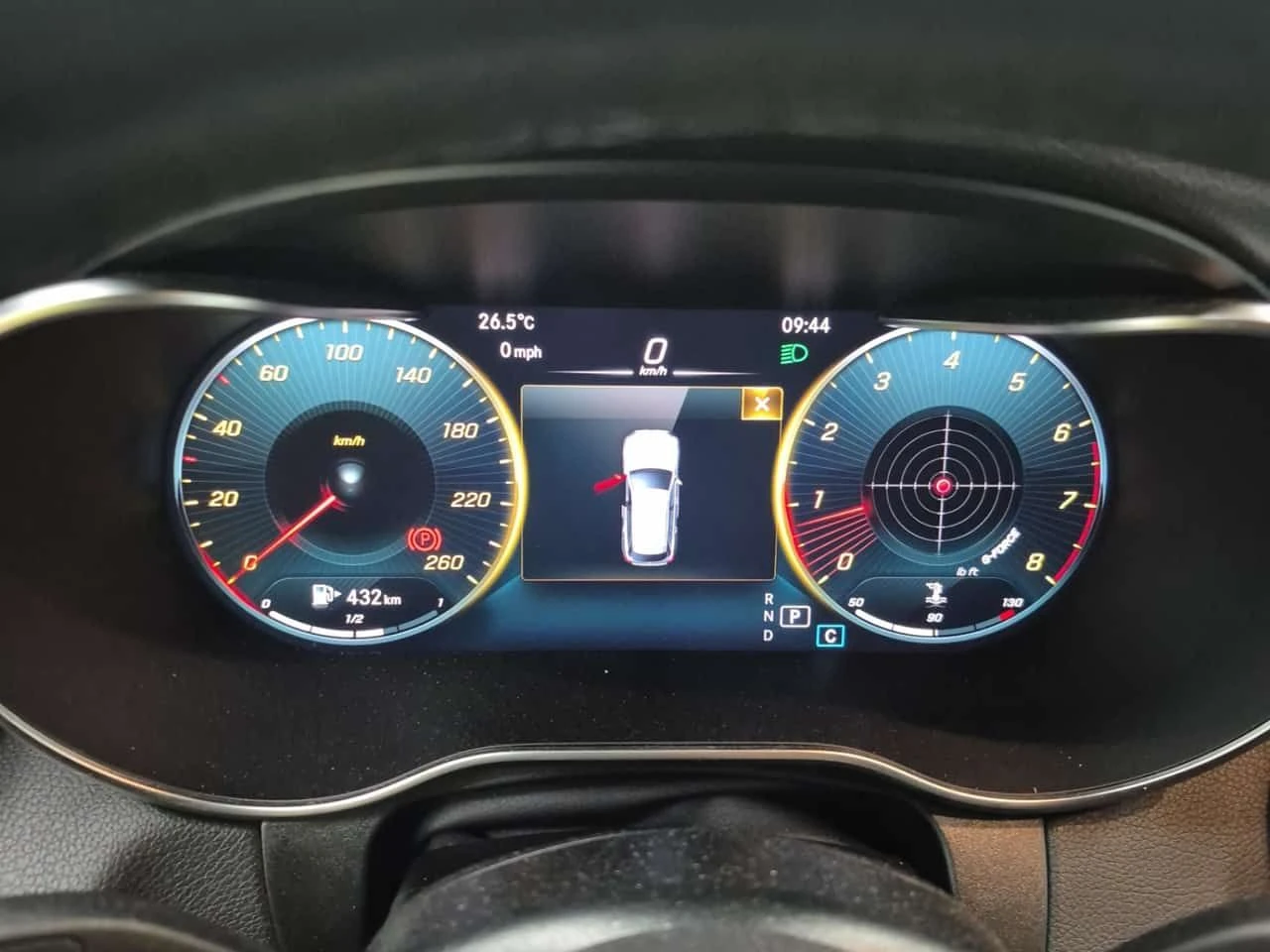 Mercedes-Benz GLC 300 * CARFAX * FULL DIGITAL * ПАНОРАМА * 2 КЛЮЧА * , снимка 11 - Автомобили и джипове - 55309352