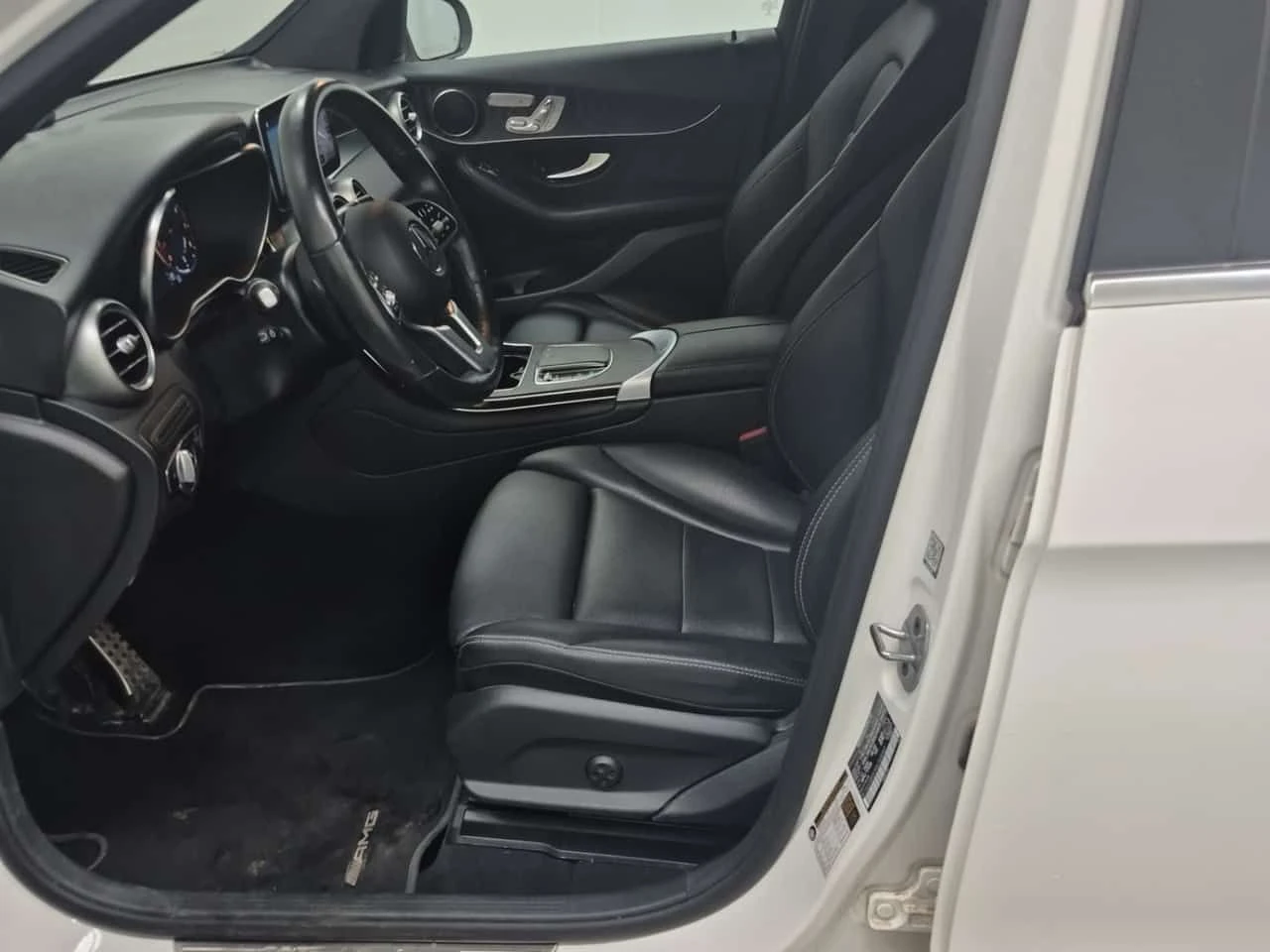 Mercedes-Benz GLC 300 * CARFAX * FULL DIGITAL * ПАНОРАМА * 2 КЛЮЧА * , снимка 9 - Автомобили и джипове - 55309352