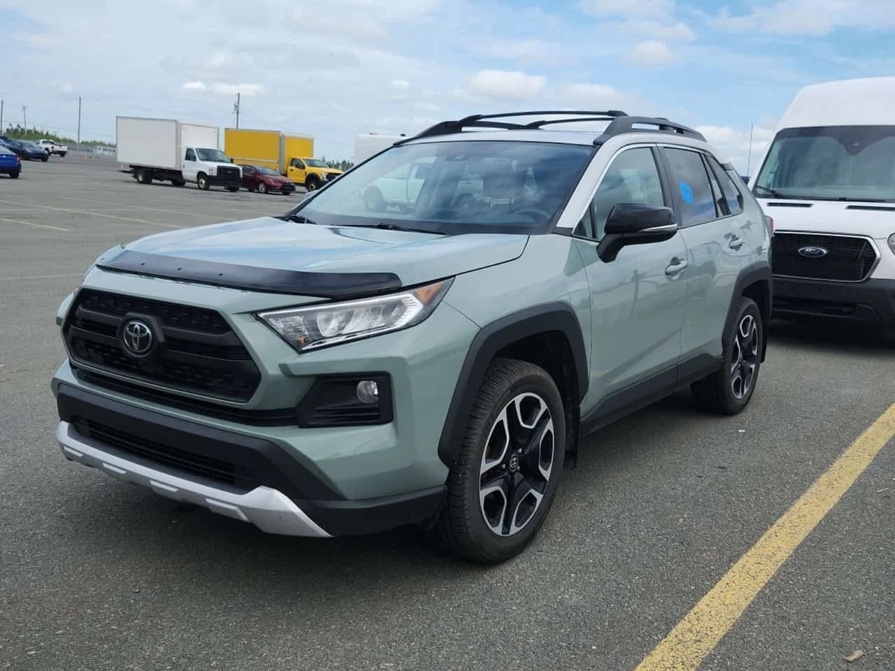 Toyota Rav4 * Trail * DISTRONIC* ОБДУХВАНЕ* 