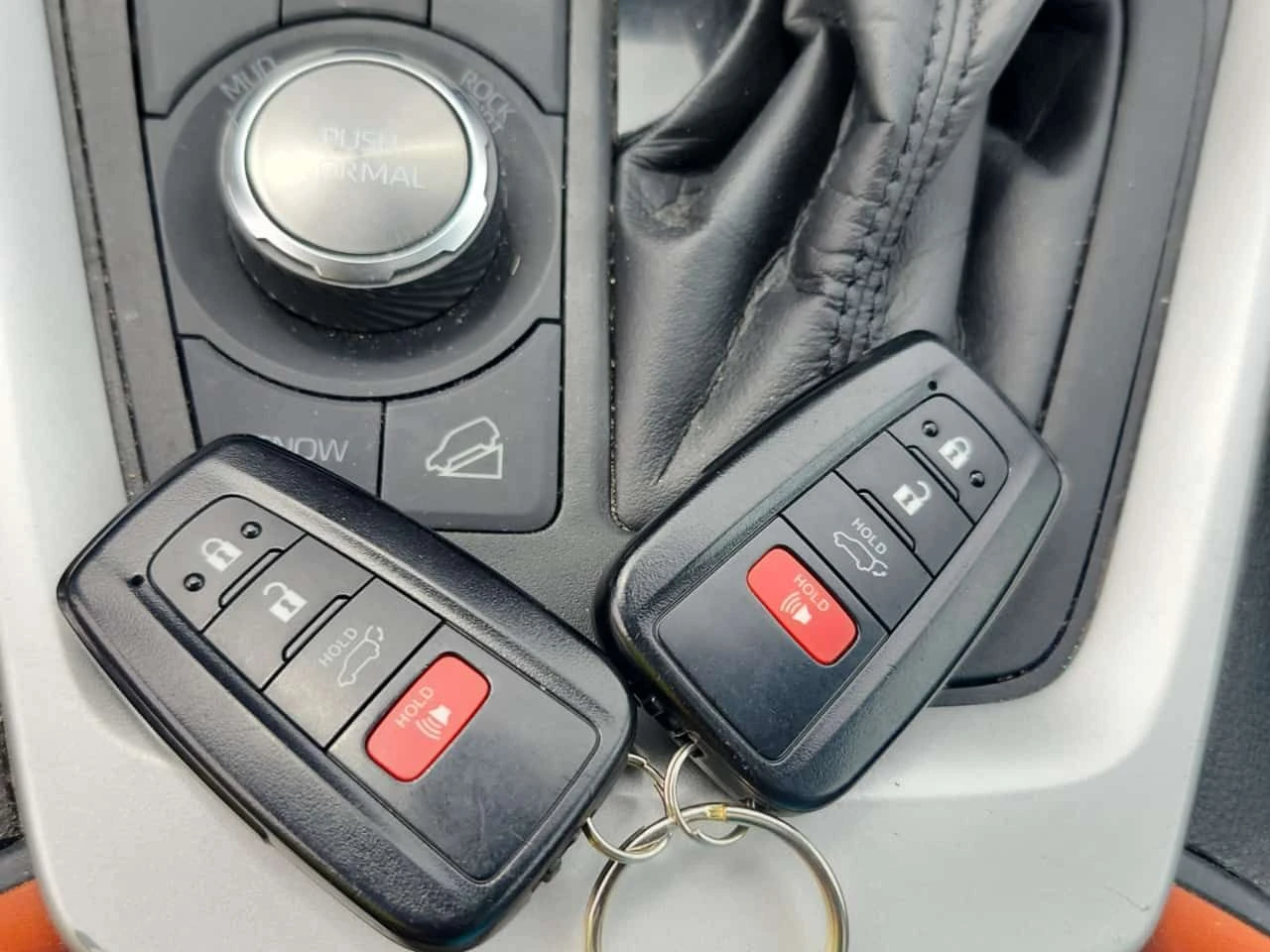 Toyota Rav4 * Trail * DISTRONIC* ОБДУХВАНЕ* , снимка 8 - Автомобили и джипове - 55398290