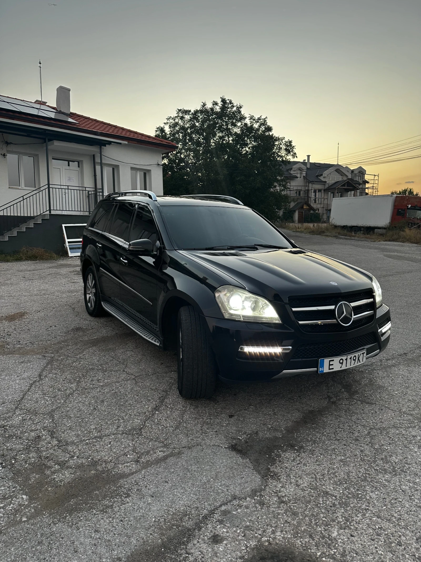 Mercedes-Benz GL 450 CDI, снимка 2 - Автомобили и джипове - 55754945