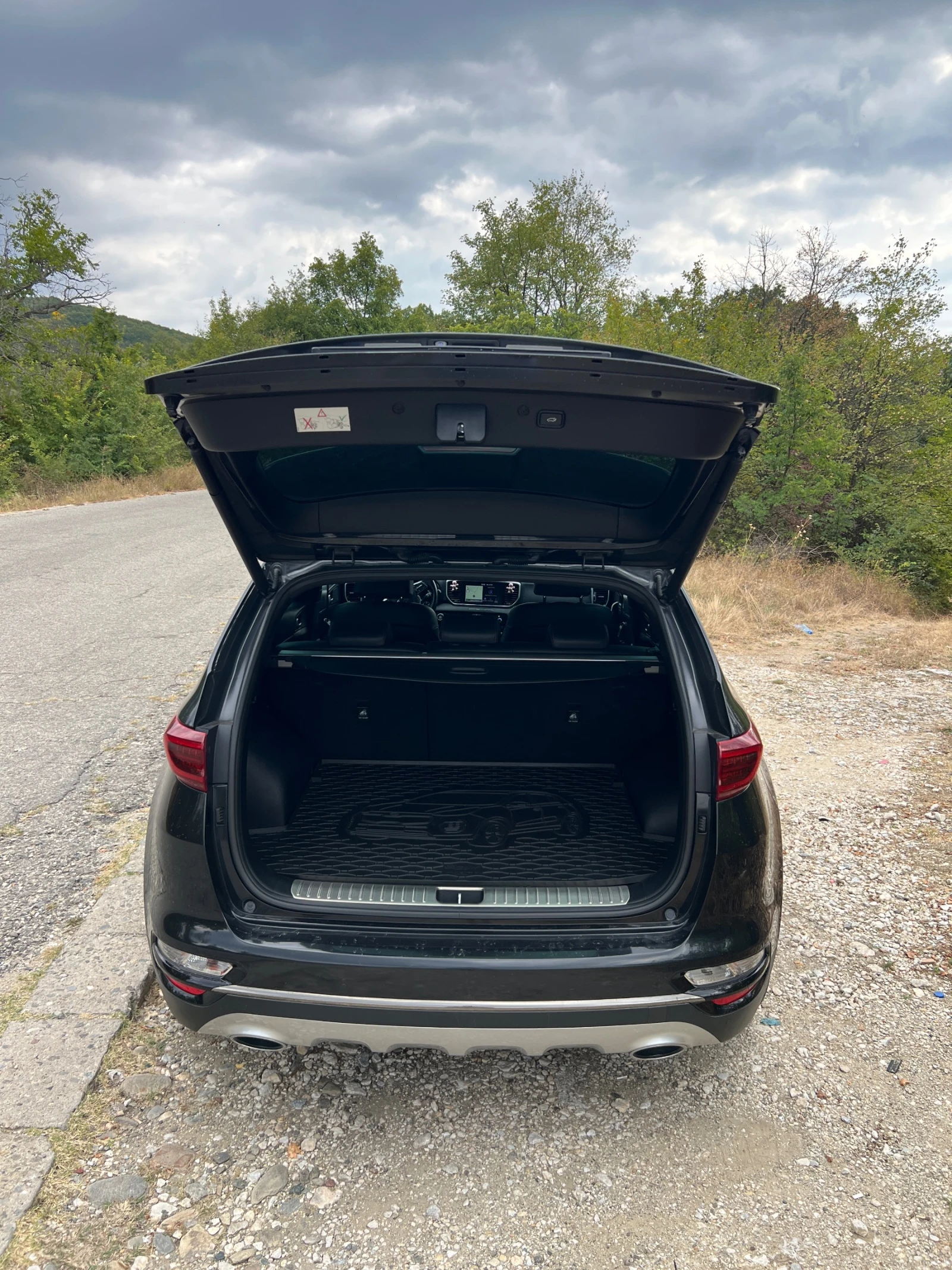 Kia Sportage, снимка 11 - Автомобили и джипове - 56164634