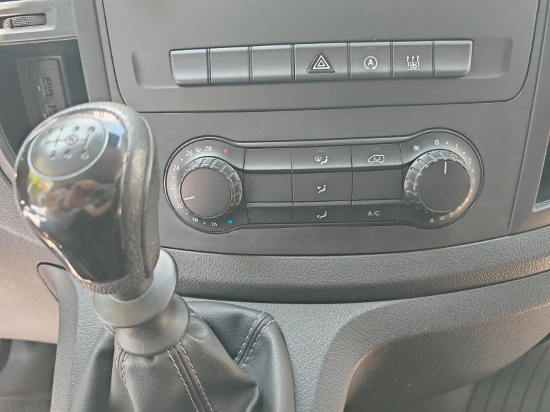 Mercedes-Benz Vito 110 CDI * Печка* Car Play* Камера* Каско , снимка 11 - Бусове и автобуси - 50380616