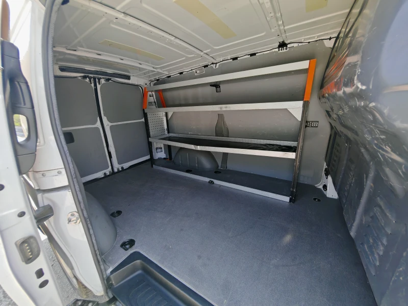 Mercedes-Benz Vito 110 CDI * Печка* Car Play* Камера* Каско , снимка 15 - Бусове и автобуси - 50380616