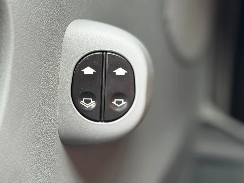 Ford Transit 2.2TDCi, снимка 12 - Бусове и автобуси - 51384760