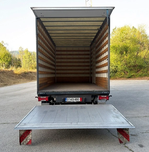 Iveco 50с18 3.0* HI-MATIC* БОРД* 5.0м* КЛИМА* до 3.5т, снимка 7 - Бусове и автобуси - 55879934
