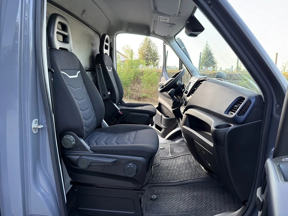 Iveco 50с18 3.0* HI-MATIC* БОРД* 5.0м* КЛИМА* до 3.5т, снимка 9 - Бусове и автобуси - 55879934