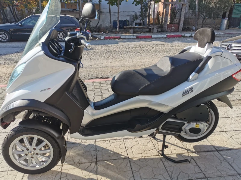 Piaggio Mp3 300i, снимка 2 - Мотоциклети и мототехника - 47851494