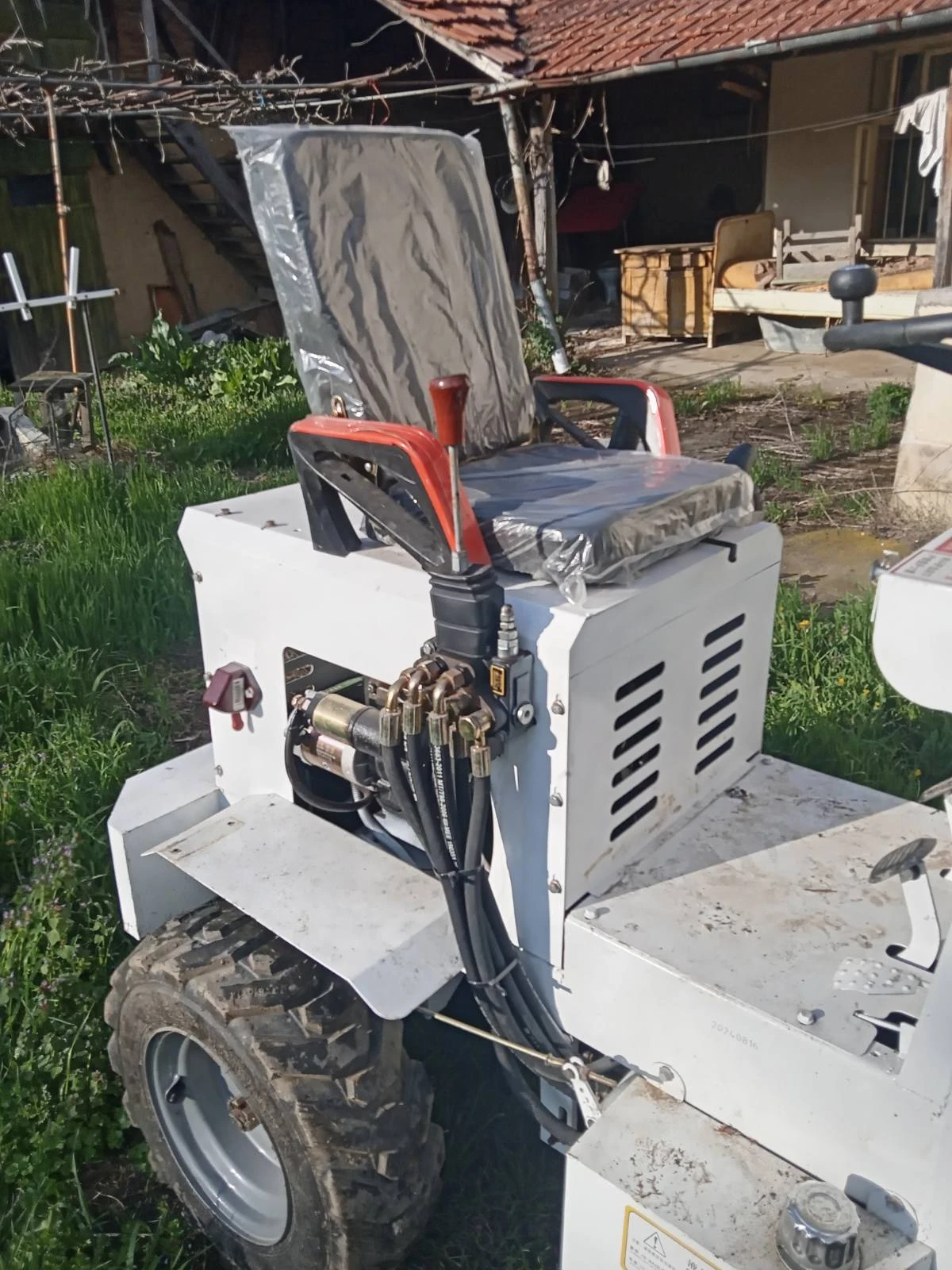 Мини челни товарачи Atlas Copco Muller L0.8 - изображение 6