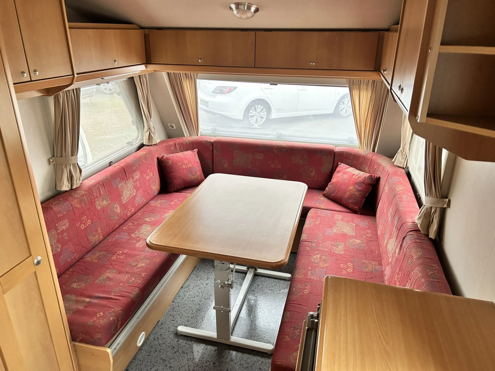 Каравана KIP Grey Line 45, снимка 10 - Каравани и кемпери - 53926722