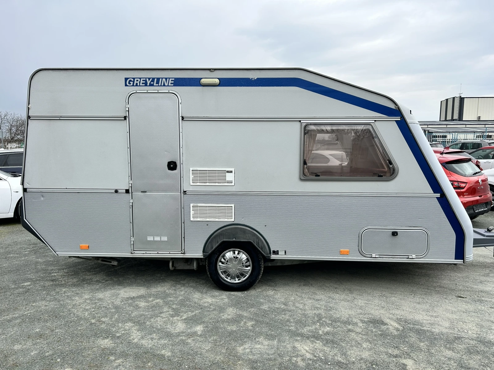 Каравана KIP Grey Line 45, снимка 6 - Каравани и кемпери - 53926722