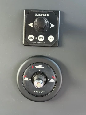 ������� ���� Axopar 37 CROSS CABIN BRABUS LINE | Mobile.bg � ����� ������ 11